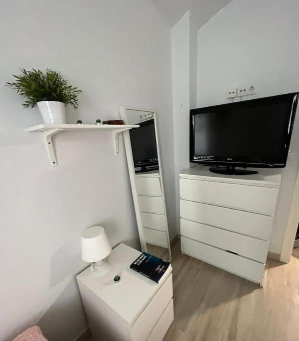 Ferienwohnung Centrico A Metros De La Playa A Coruña Exterior foto